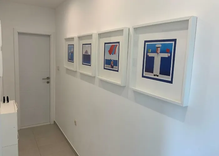 17 Pines * Makarská