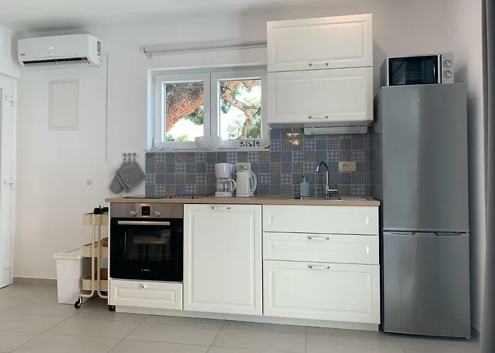 17 Pines Makarska