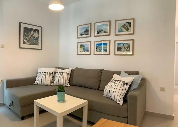 17 Pines Apartment Makarska